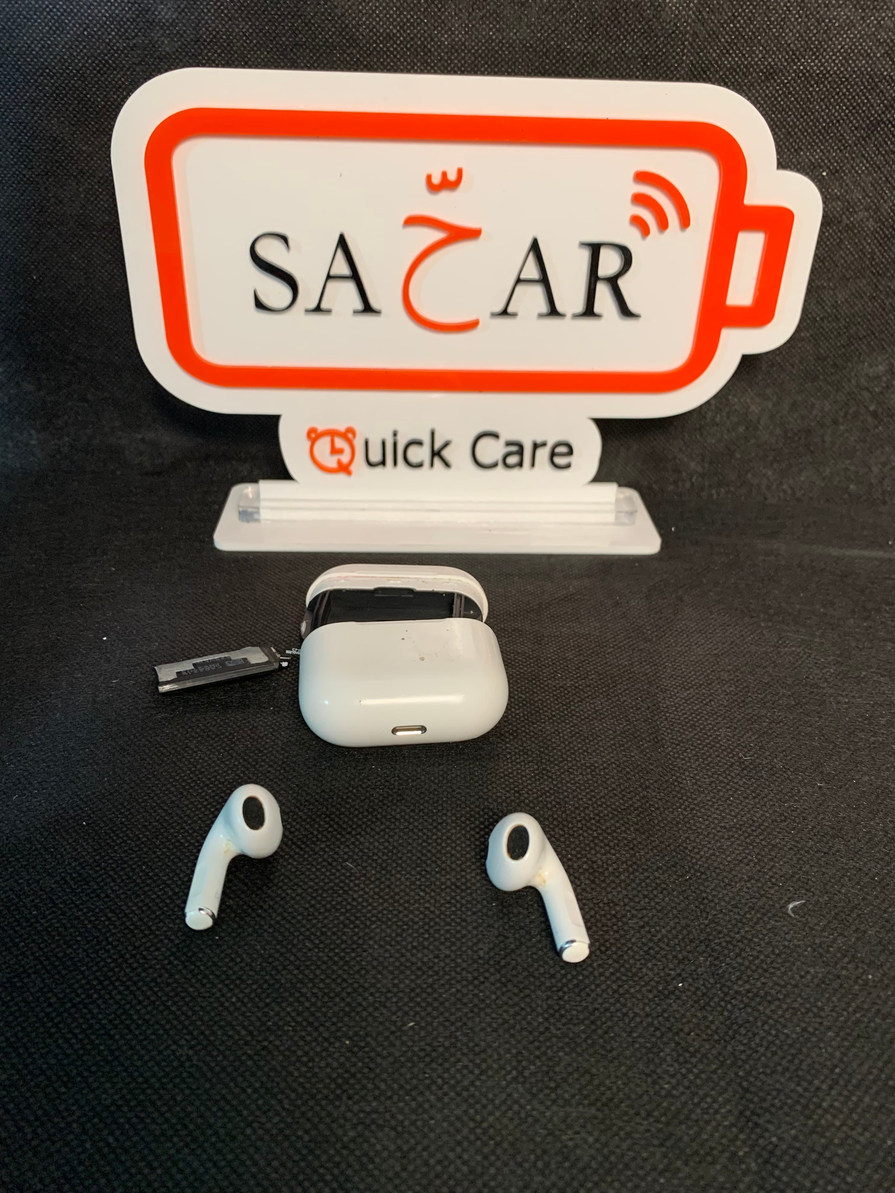 AirPods 3 Charging Case Repair